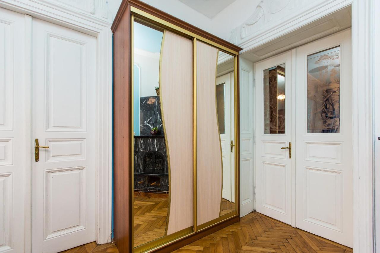 Apartments City Lviv Kültér fotó